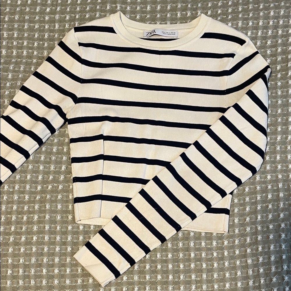 Zara Cream and Black Striped Crewneck Sweater